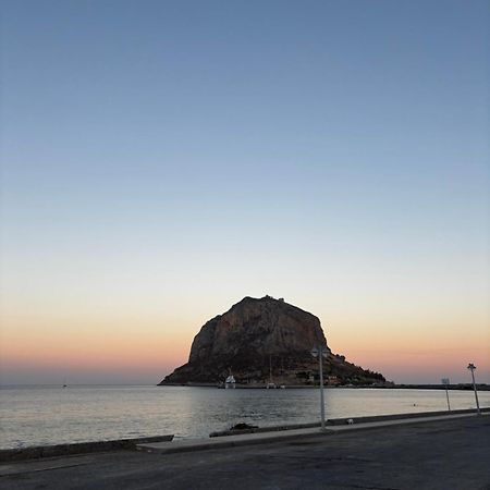 Kanelli΄S Apartments Monemvasia Exterior photo